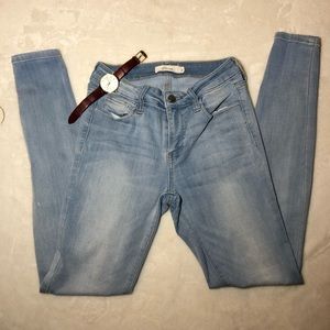 Light Blue Skinny Jeans❤️